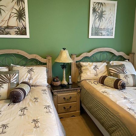 Beautiful New Luxury Townhome With Private Beach And Swimming Pools Раскин Экстерьер фото